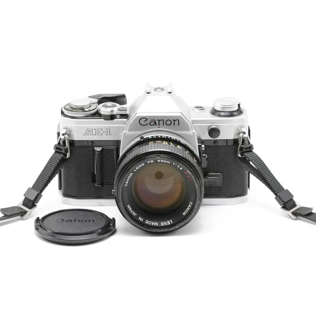 Canon AE-1 váz 1.4/50mm-es objektívvel
